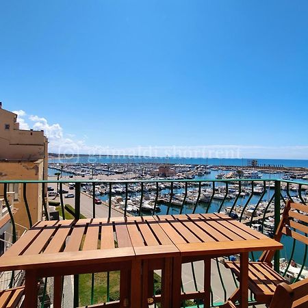 A Casa Di Rino Apartment Nettuno Luaran gambar
